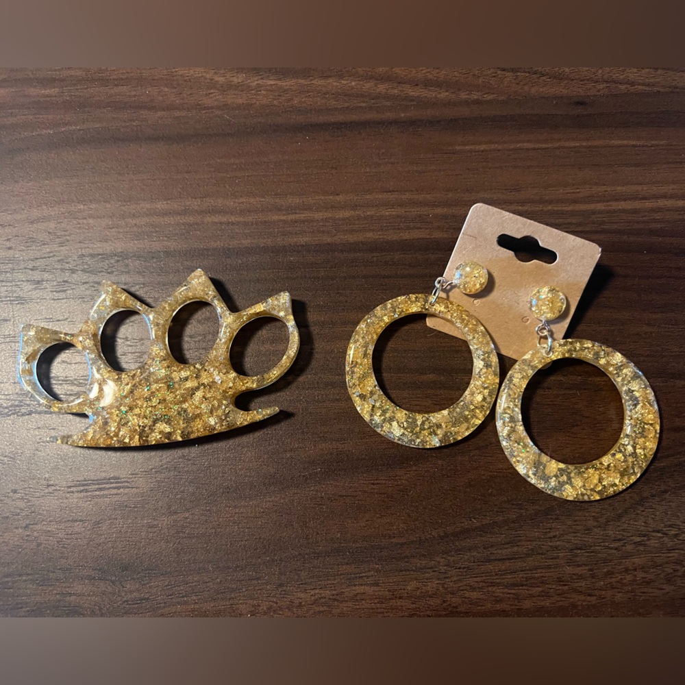 Gold Glitter Sparkle Resin Drop Hoop Earrings and Knuckle Ring Matching Set NEW